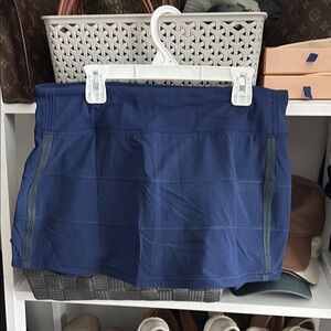 Original pace setter skirt : lululemon sz 8